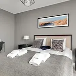 & Gym Old Town Chmielna By Renters Appart hôtel 3*