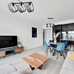 Appart hôtel & Gym Old Town Chmielna By Renters