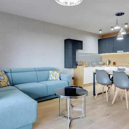 Elegant And Comfortable In Dom & House Apartment
