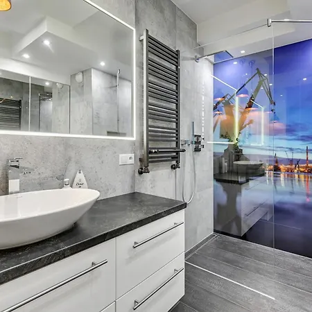 Elegant And Comfortable In Dom & House