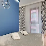 & Gym Old Town Chmielna By Renters 3* Gdańsk
