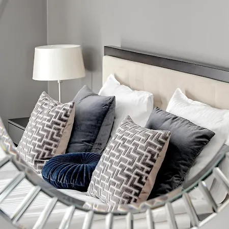 & Gym Old Town Chmielna By Renters 3* Gdańsk