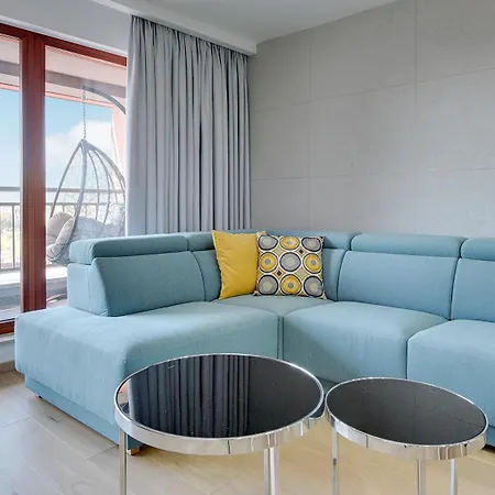 Elegant And Comfortable In Dom & House