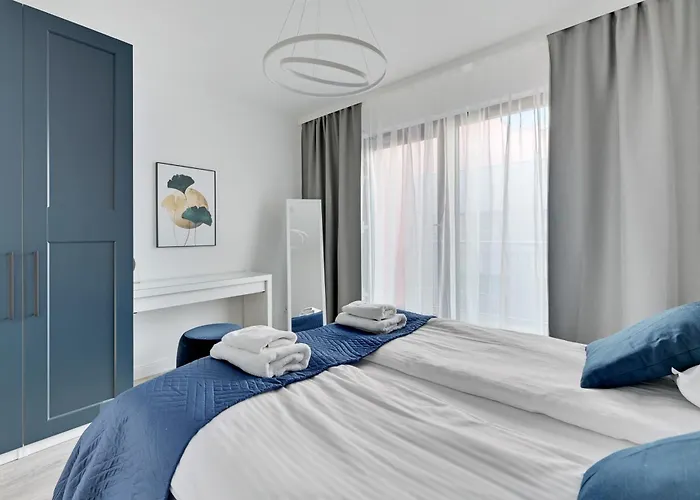 Elegant And Comfortable In Dom & House