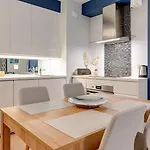 شقة فندقية & Gym Old Town Chmielna By Renters 3*