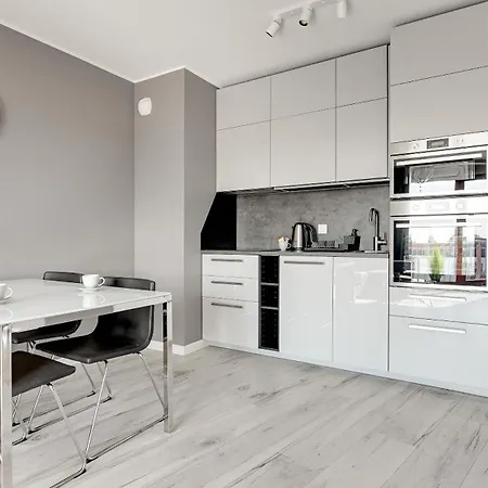 & Gym Old Town Chmielna By Renters