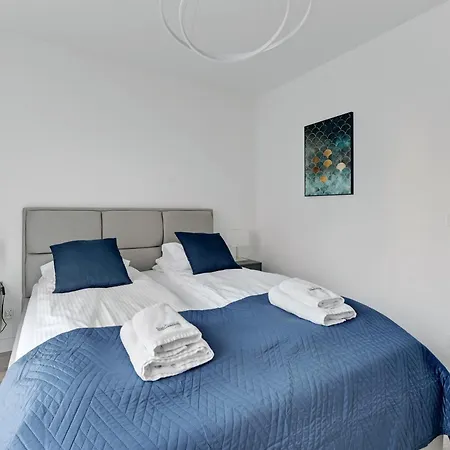 & Gym Old Town Chmielna By Renters 3* Gdańsk