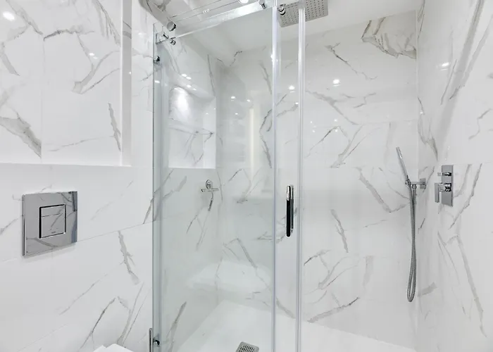 Elegant And Comfortable In Dom & House Ξενοδοχείο με διαμερίσματα